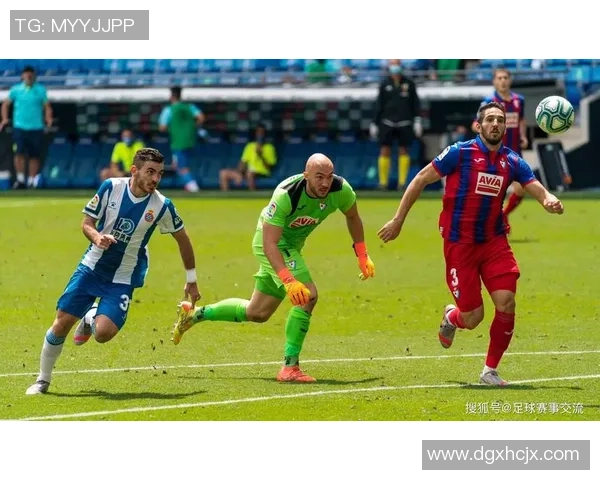 董说足球：深入解析足球战术与球员心理的完美结合之道